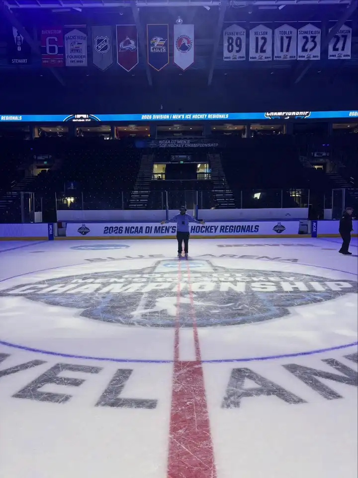 Loveland, CO: NCAA D1 Men’s Hockey Regional Final